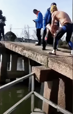 5B1E91EF-6B83-46B7-9909-557167F6F290.gif