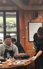 E886EBD8-8D4F-4DA2-A86A-B8F226D58269.gif